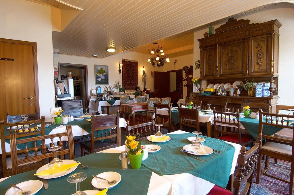 Hotel Apollo Zutendaal Kültér fotó
