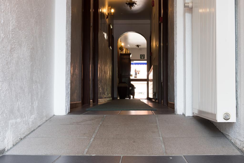Hotel Apollo Zutendaal Kültér fotó