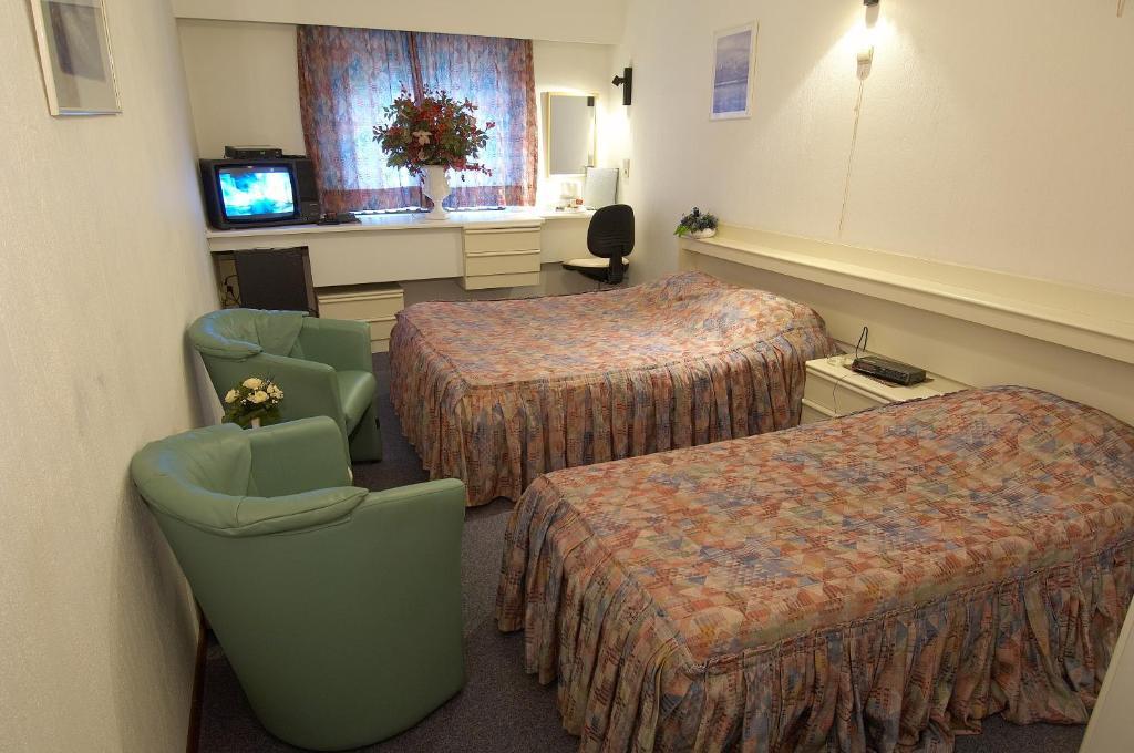 Hotel Apollo Zutendaal Szoba fotó
